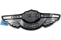 
              62231-03A NEW OEM 2003 HARLEY-DAVIDSON FXD DYNA TOURING 100TH ANNIVERSARY RIGHT FUEL TANK MEDALLION
            
