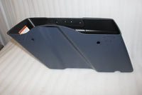 
              90752-93 NEW OEM 1997-2013 HARLEY-DAVIDSON TOURING RIGHT SADDLEBAG BOTTOM
            